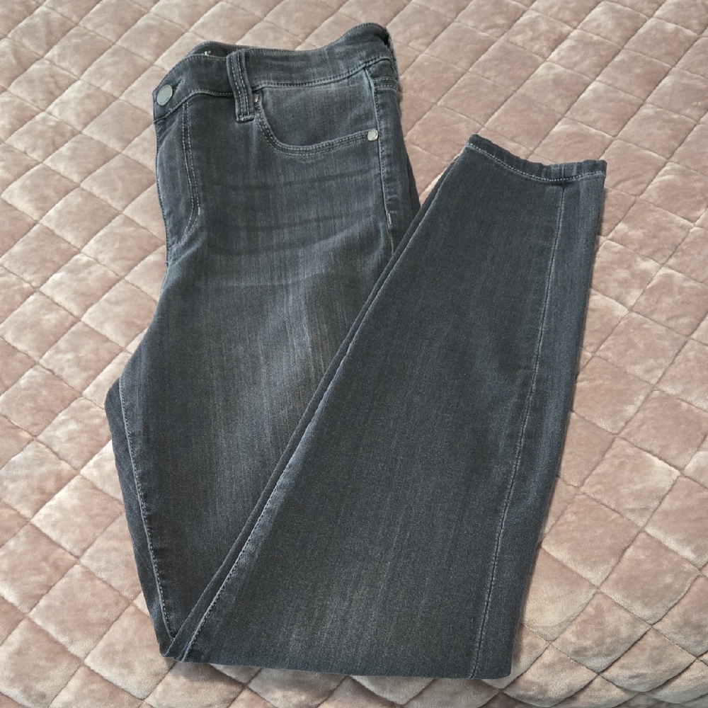 Liverpool Dark Gray Women's Skinny Jeans